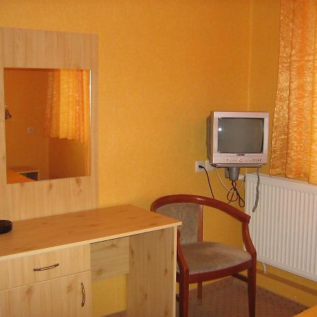 Hotel Maritsa Lyubimets エクステリア 写真