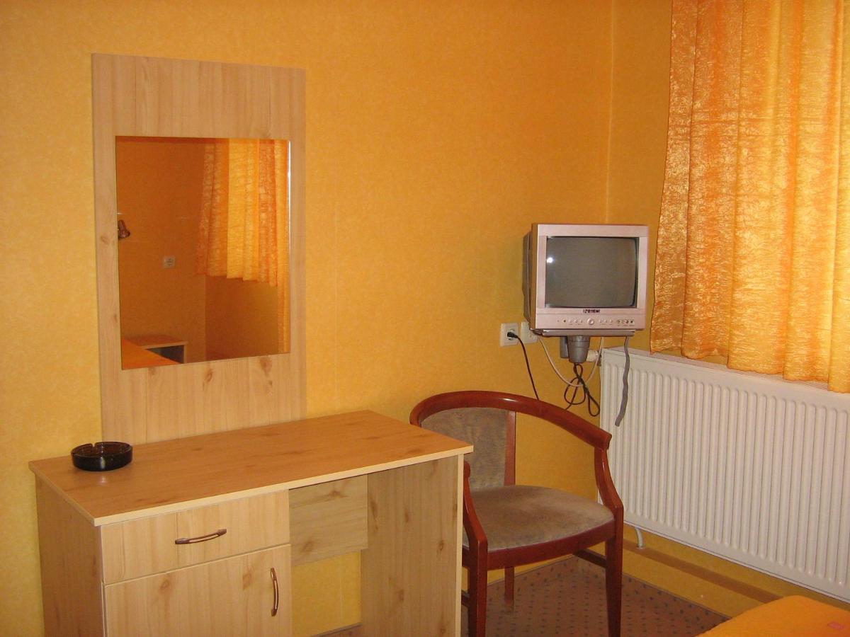 Hotel Maritsa Lyubimets エクステリア 写真