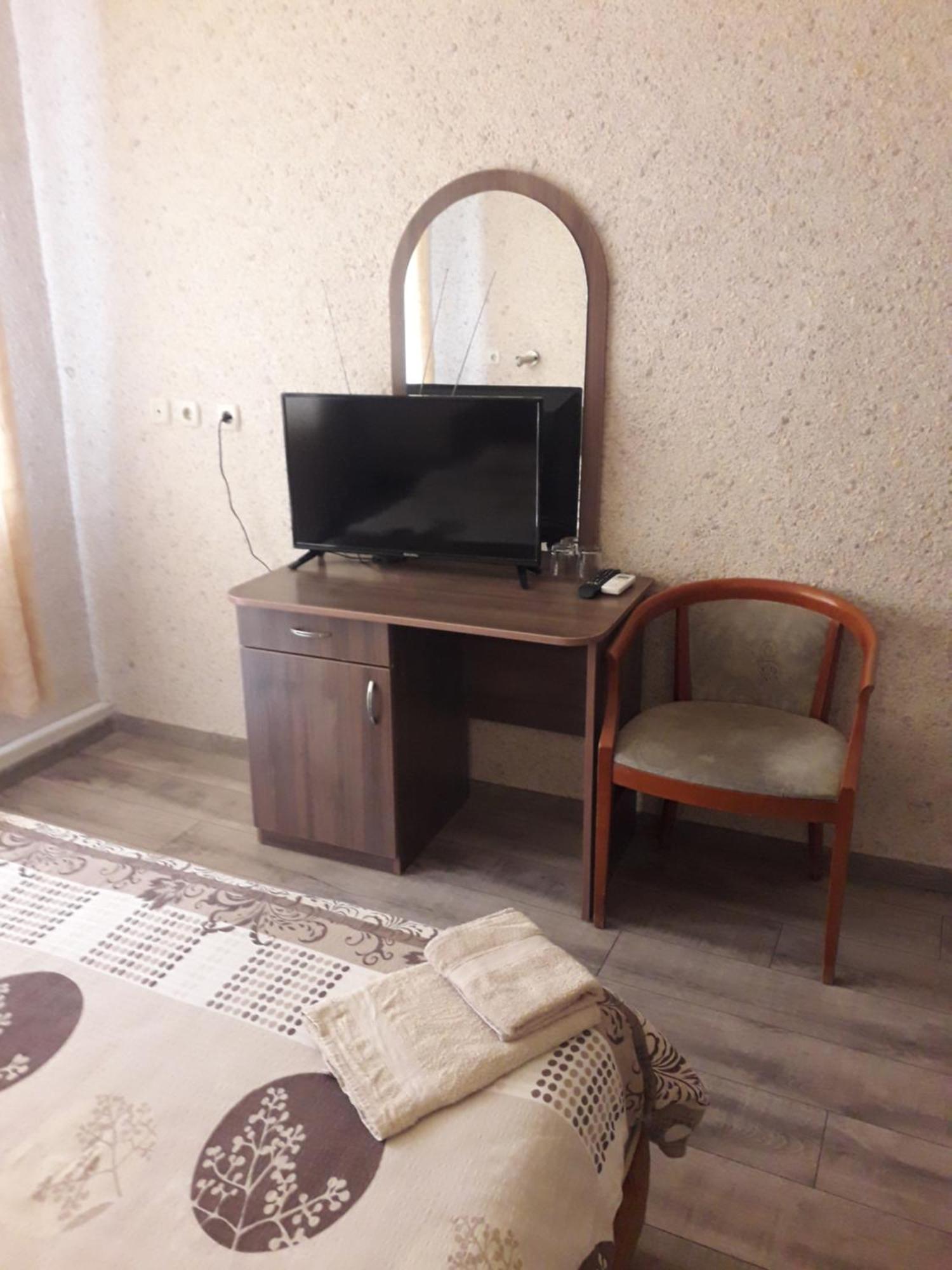 Hotel Maritsa Lyubimets エクステリア 写真